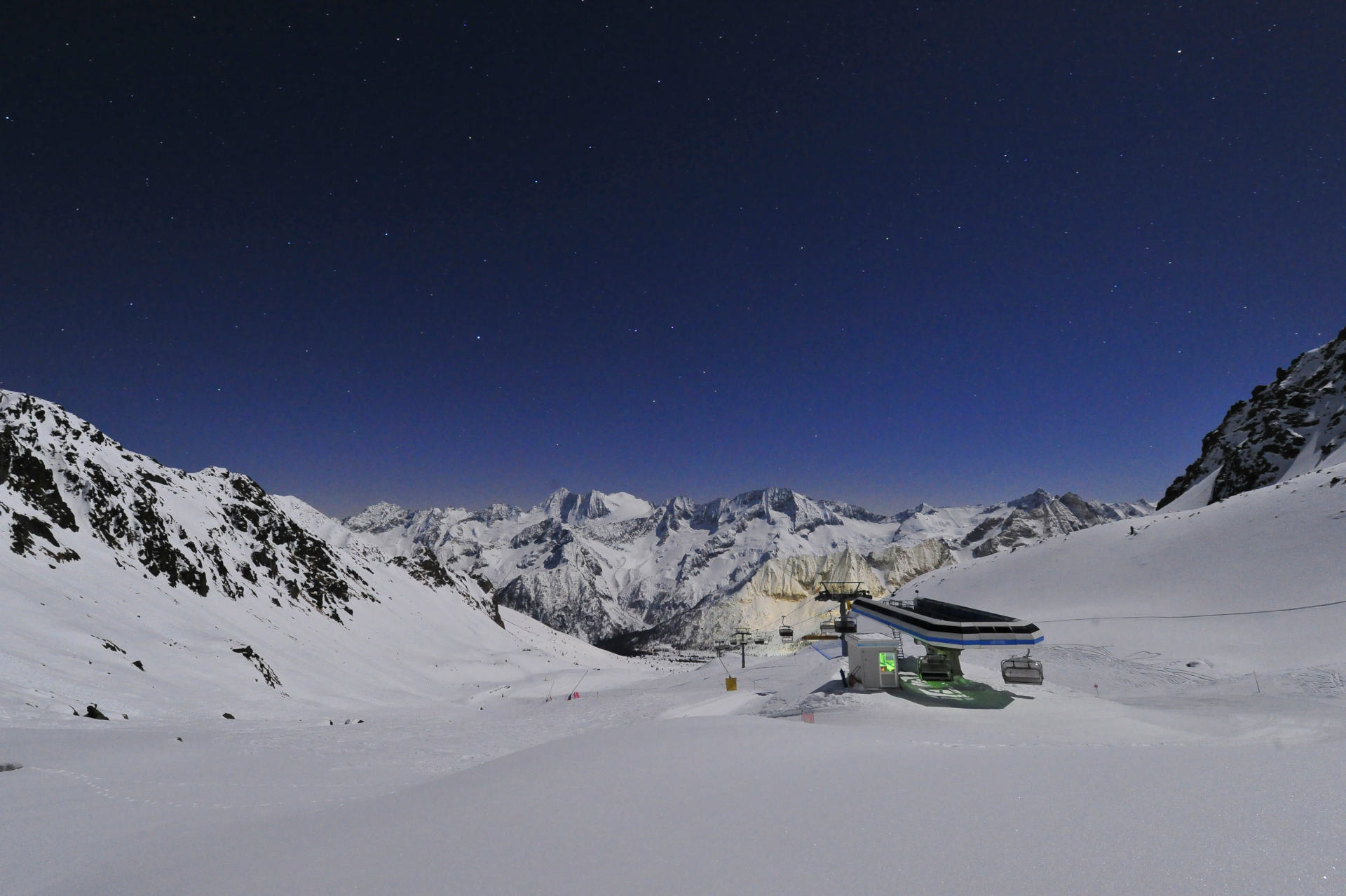 Passo Tonale. Ph Mauro Mariotti (24) night time view of Passo Tonale, Italy