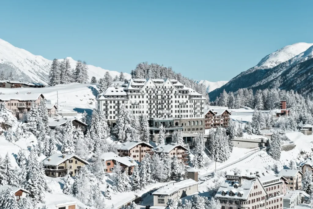 Carlton_St.Moritz_Aussenansicht Snowy view of Carlton St. Moritz Hotel, Switzerland