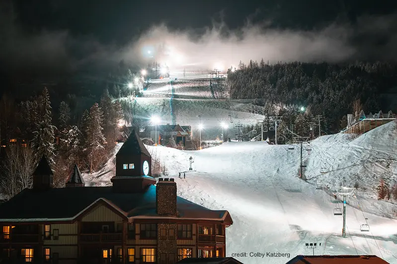 Kimberly Resort 1 view of the chairlift and lights on for night skiing at Kimberly resort