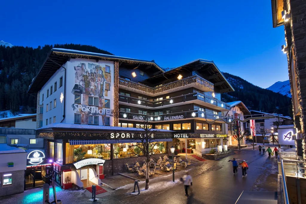 Sporthotel in St. Anton at night