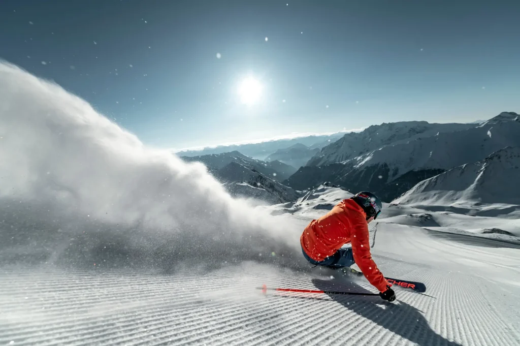 skier descending the slopes in Ischgl
